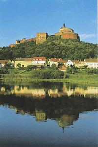 Die 1157 als Wehranlage errichtete Burg Güssing gilt als älteste Burg des Burgenlandes.