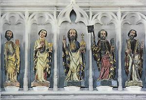 Pfarrkirche Spitz:Apostelfiguren aus dem 14. Jahrhundert an der Emporenbrüstung.