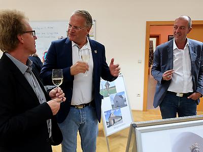 Die Bürgermeister, von links: Werner Höfler, Peter Moser und Robert Schmierdorfer. (Foto: Martin Krusche)