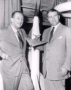 473px-Walt_Disney_and_Dr._Wernher_von_Braun_-_GPN-2000-000060.jpg