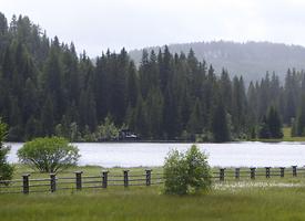 Prebersee.Im Hintergrund die Zielscheiben. Foto: H. Maurer, 2016