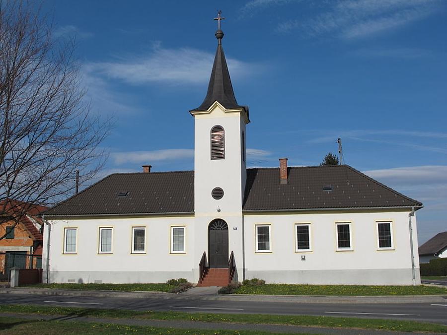 Evangelisches Schul- und Bethaus