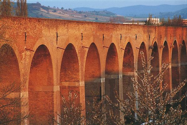 Bahn-Viadukt bei Mattersburg, © Österreich Werbung/Herzberger