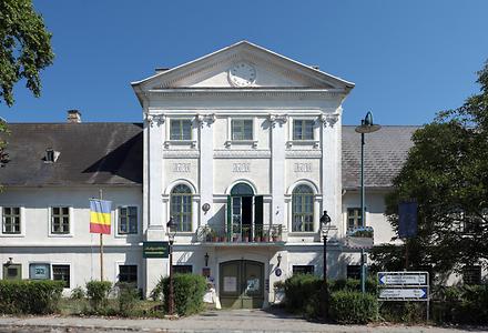 Schloss Potzneusiedl