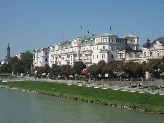 Schwarzstraße 5-7, Hotel Sacher Salzburg, ehm. Hotel Österreichischer Hof