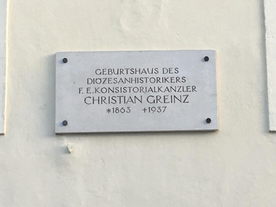 Pichlerplatz 4 - Christian Greinz-Gedenktafel