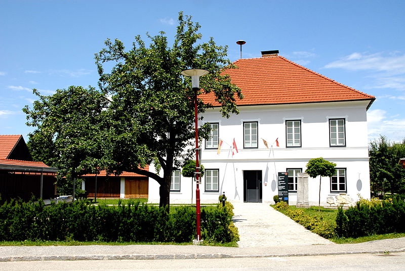 Juenna Museum