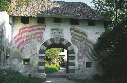 Burg Hochosterwitz, erstes Burgtor