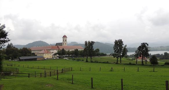 Das Stift mit Längsee