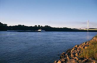 Donau bei Hainburg