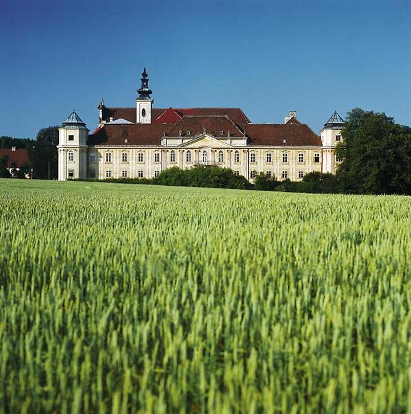 Schloss Heiligenkreuz-Gutenbrunn bei Herzogenburg