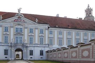 Stift und Turm