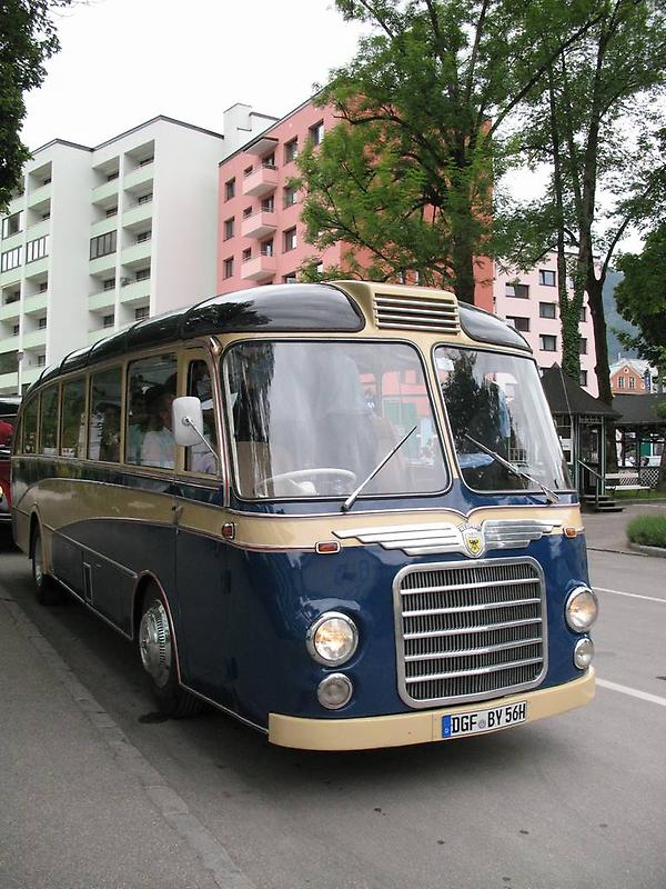 Oldtimerbus in Bad Ischl