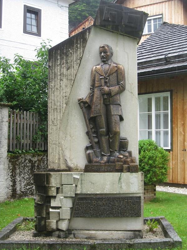Seestraße, Johann Georg Ramsauer-Denkmal