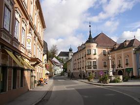 Rathaus und Marktbrunnen