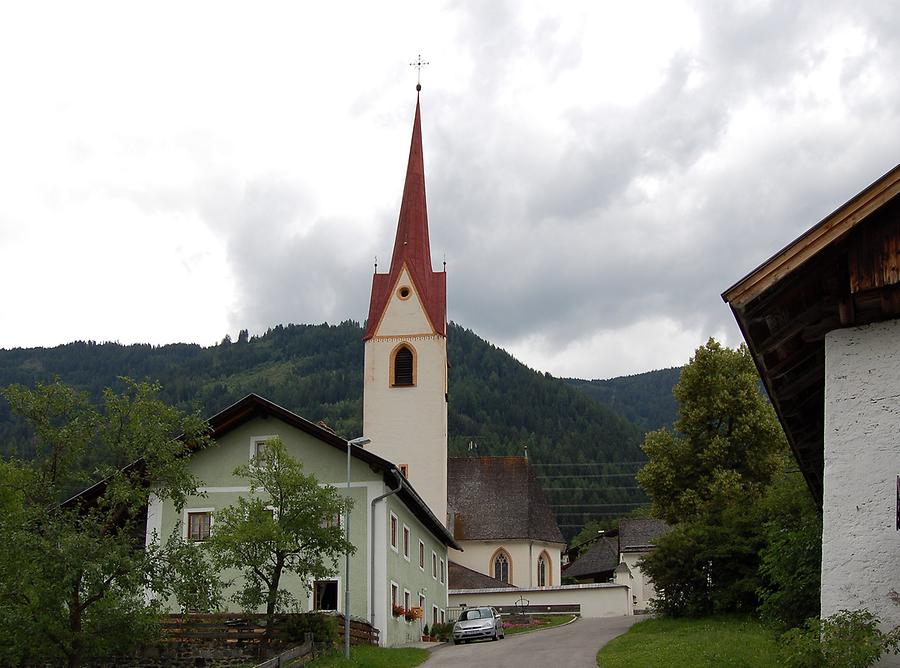 Die denkmalgeschützte Pfarrkirche in Grafendorf (Gemeinde Gaimberg)
