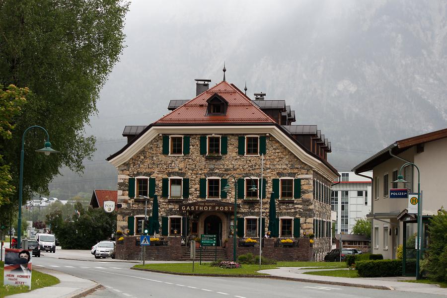 Der traditionsreiche Bergsteiger-Gasthof Post