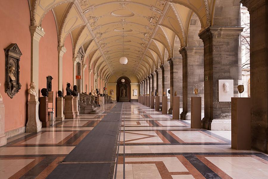 Arkadenhof Universität Wien