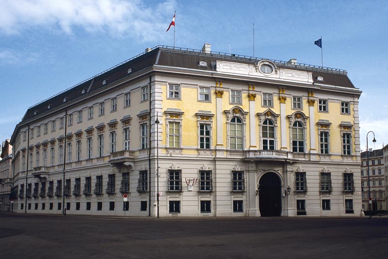 Ballhausplatz - Bundeskanzleramt - ehemaliges Ballhaus