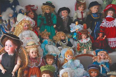 Puppen über Puppen