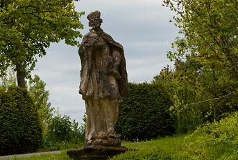 Statue  des hl. Johannes Nepo muk