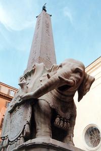 'Berninis Elefant' trägt den altägyptischen Obelisk in Rom