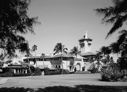 Zwischen 1924 und 27 für eine der reichsten Frauen der Welt entworfen: das Art-déco-Anwesen 'Mar-a-Lago' in Palm Beach.