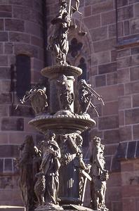 Tugenbrunnen