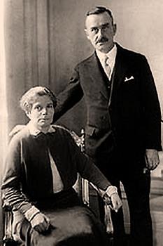 Katia Mann neben ihrem Mann Thomas 1929