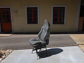Der Schalensitz als Möbel. (Foto: Martin Krusche)
