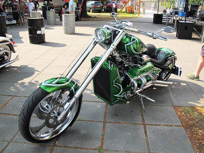 Mehr geht kaum: Chopper mit V8 Motor - (Foto: Martin Krusche)