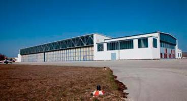 Amme-Luther-Seck-Hangar