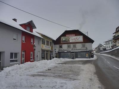 Das Schild „Cafe“ täuscht, das Cafe hat längst geschlossen