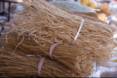 Dried and bundled noodles