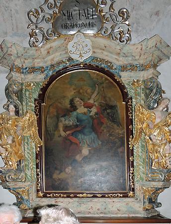 Linker Seitenaltar der Kirche des hl. Nikolaus