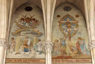 Wandbilder an der Sakristeiwand