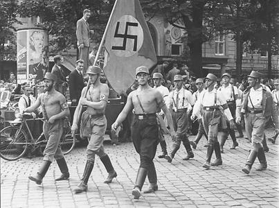 Aufmarsch der SA 1932 - Foto ONB/Rübelt