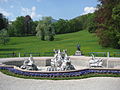 Brunnen aus weißem Marmor von Viktor Tilgner