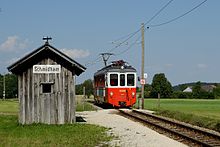 Triebwagen 26.111 in Schmidham (2016)