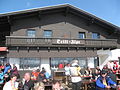 Die Tritt-Alpe, eine der großen Restaurations-Hütten auf dem Hexenboden