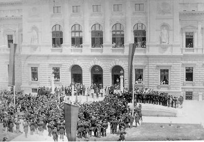 Kaiser Franz Josef I. vor der Universität 1895