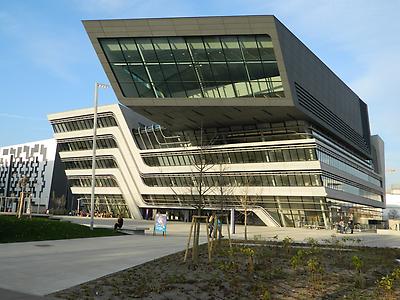 Library & Learning Center der WU Wien - Foto: P. Diem, Erbaut nach Plänen von Zaha Hadid Architects, Hamburg von Bauunternehmung Granit Graz
