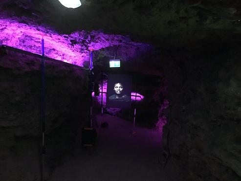 Installation tunnel.blick 2018 - 19