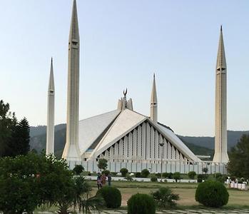Faisal Mosque, one of the famous mosques in Islamabad. It is famous for its 4 pillars and moon in the middle. It has a covered area of around 54,000 sq ft. It was built by the support of Saudi King Faisal bin Abdul Aziz., Photo: Rizwan Mehmood, 2015