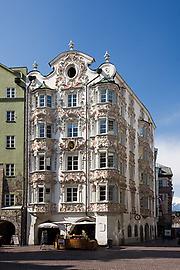 Helblinghaus in Innsbruck., Foto: Ikiwaner. Aus: Wikicommons unter CC 