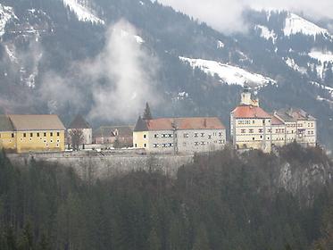 Lassing, Burg Strechau bei Nebel., Foto: Dietersdorff. Aus: Wikicommons unter CC 