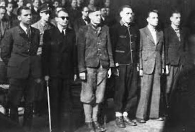 Die Hauptangeklagten Th. Soucek, Fr. Klinger, H. Rößner, A. Göth, A. Sehnert und Fr. Schiller 1948 vor dem Volksgericht in Graz