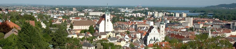 Panoramabild von Krems von Westen gesehen