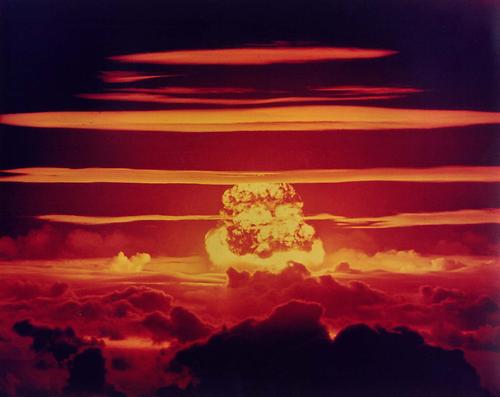 Atombombentest Dakota (Sprengkraft 1.1 Mt) am 26. Juni 1956 auf dem Bikini-Atoll