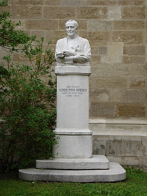 Denkmal am Minoritenplatz Foto: P. Diem